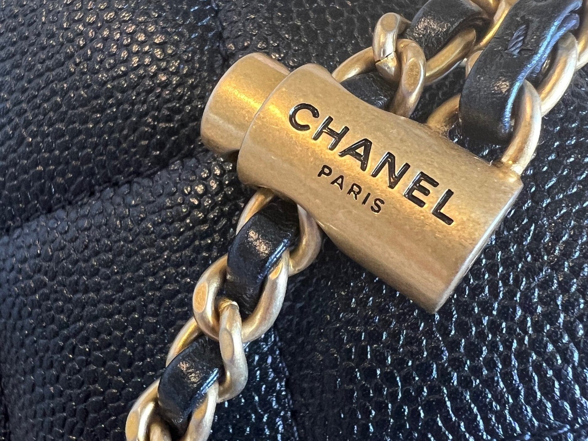 CHANEL Handbag 21K My Perfect Bag Iridescent Black Caviar Quilted AGHW -Knockoff
