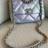 CHANEL Handbag 21K Purple/Blue Iridescent 19 Flap Small MHW -Knockoff
