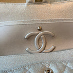 CHANEL Handbag 21K Silver Metallic Caviar Quilted Classic Double Flap Medium Silver Hardware -Knockoff
