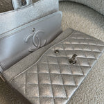 CHANEL Handbag 21K Silver Metallic Caviar Quilted Medium Classic Flap SHW -Knockoff
