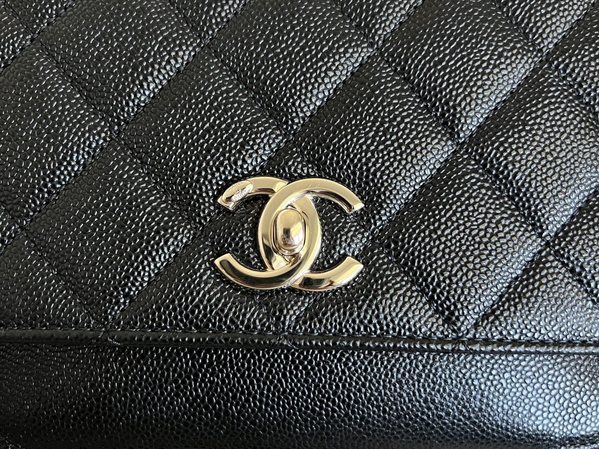 CHANEL Handbag 21P Black Caviar Quilted Medium Business Affinity LGHW -Knockoff
