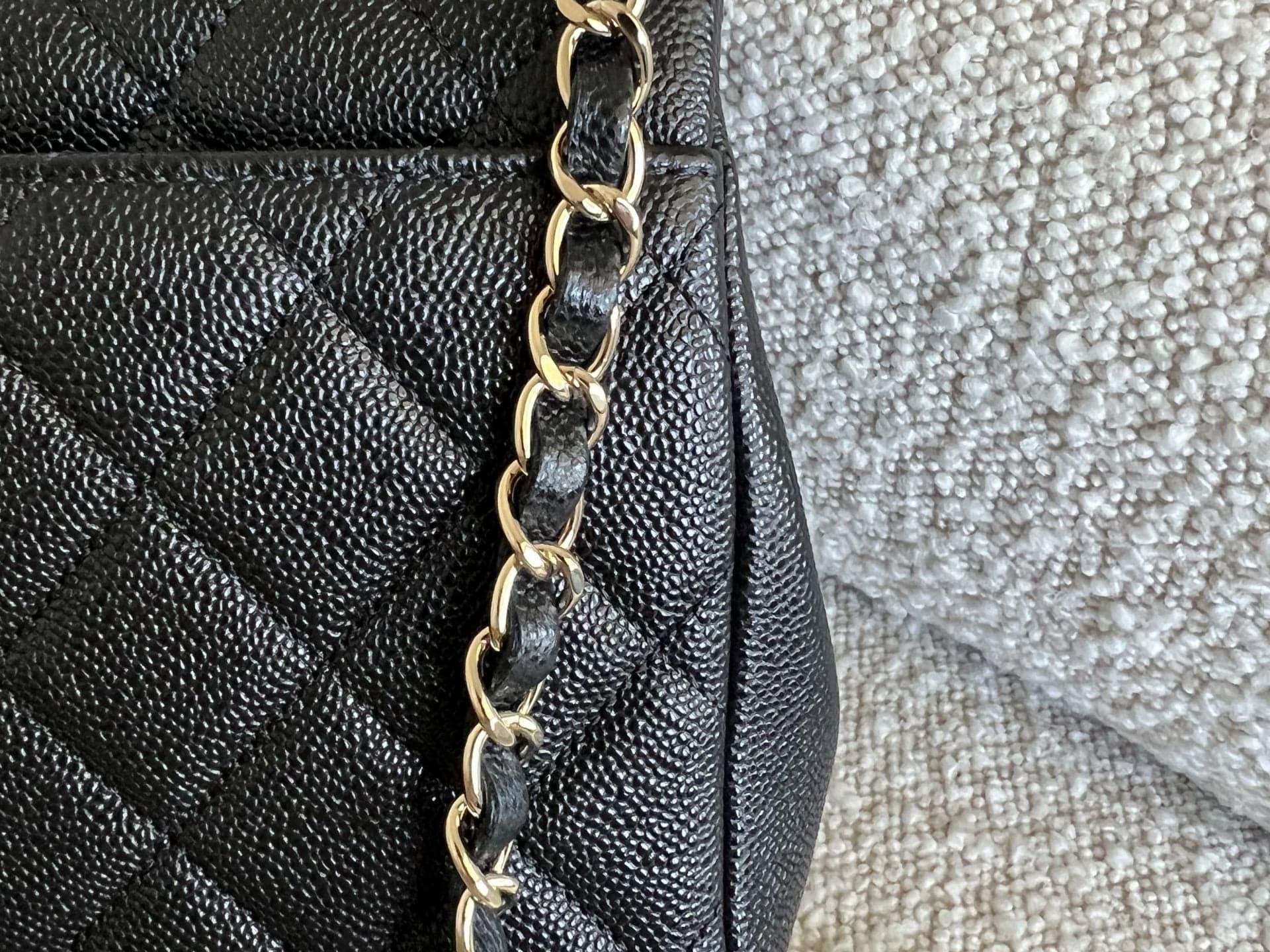 CHANEL Handbag 21P Black Caviar Quilted Medium Business Affinity LGHW -Knockoff
