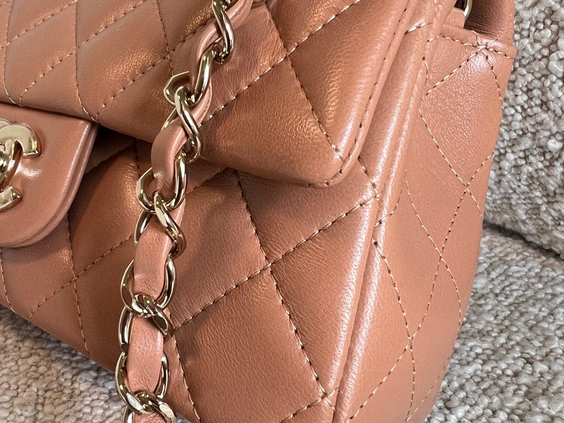 CHANEL Handbag 21P Mini Rectangular Caramel Lambskin Quilted Flap LGHW -Knockoff
