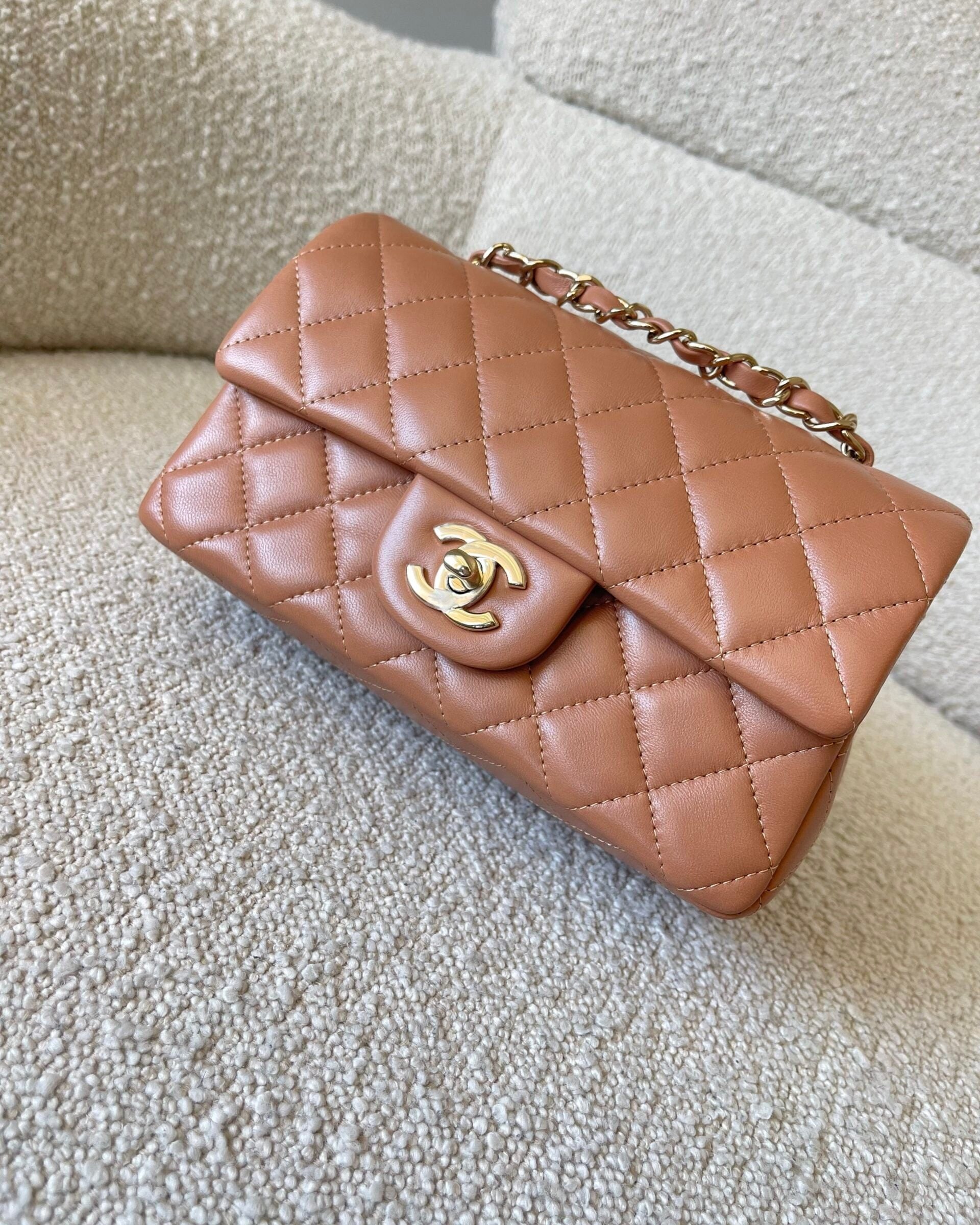 CHANEL Handbag 21P Mini Rectangular Caramel Lambskin Quilted Flap Light Gold Hardware -Knockoff
