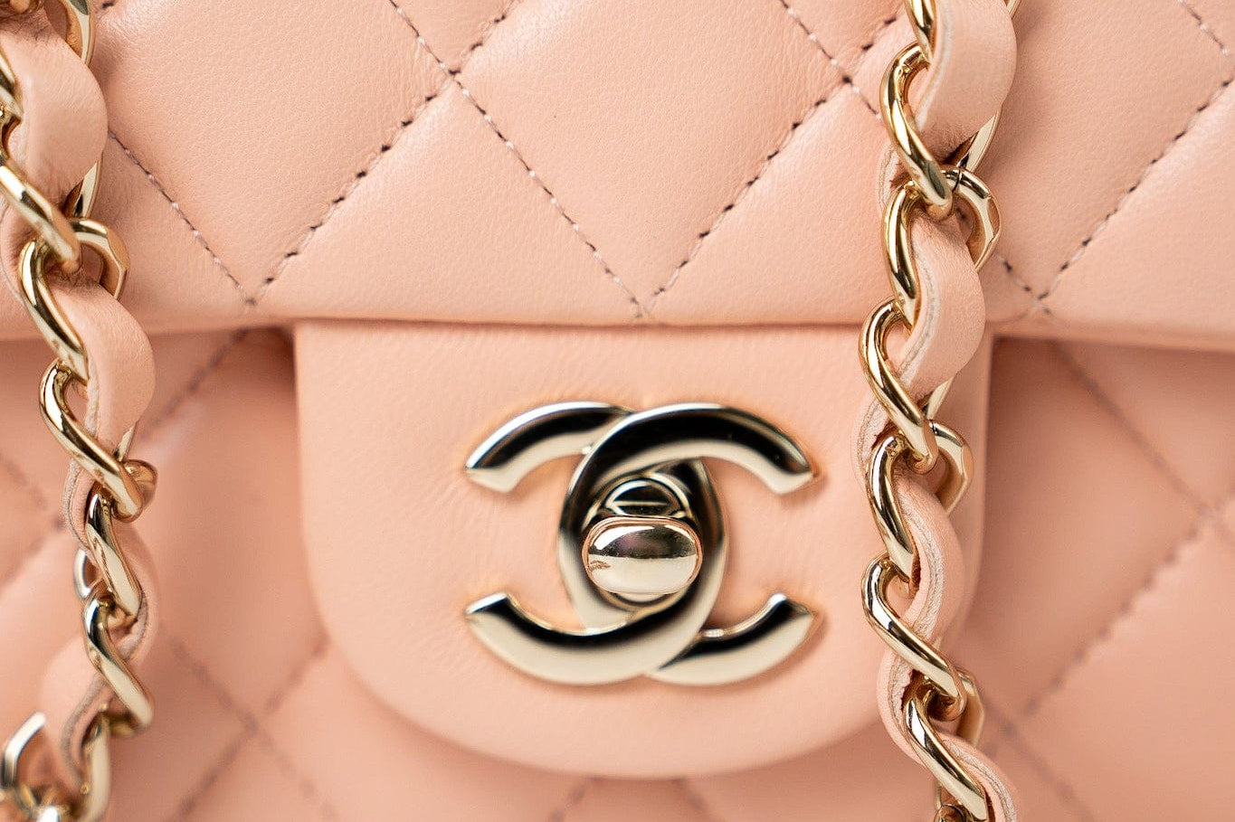 CHANEL Handbag 21P Rose Clair Pink/ Beige Lambskin Quilted Mini Rectangular Flap Light Gold Hardware -Knockoff
