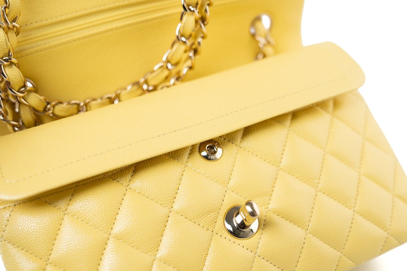 CHANEL Handbag 21P Yellow Caviar Quilted Classic Flap Small Light Gold Hardware -Knockoff
