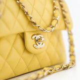 CHANEL Handbag 21P Yellow Caviar Quilted Classic Flap Small Light Gold Hardware -Knockoff
