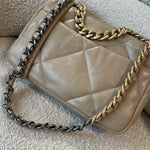 CHANEL Handbag 21S Beige Lambskin Quilted 19 Flap Small Mixed Hardware -Knockoff
