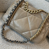 CHANEL Handbag 21S Beige Lambskin Quilted 19 Flap Small Mixed Hardware -Knockoff
