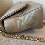 CHANEL Handbag 21S Large Beige/Gold Lambskin Quilted 19 Flap Mixed Hardware -Knockoff
