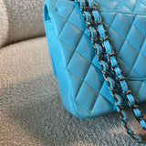 CHANEL Handbag 21S Neon Blue Lambskin Quilted Classic Flap Medium SHW -Knockoff
