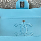 CHANEL Handbag 21S Neon Blue Lambskin Quilted Classic Flap Medium SHW -Knockoff
