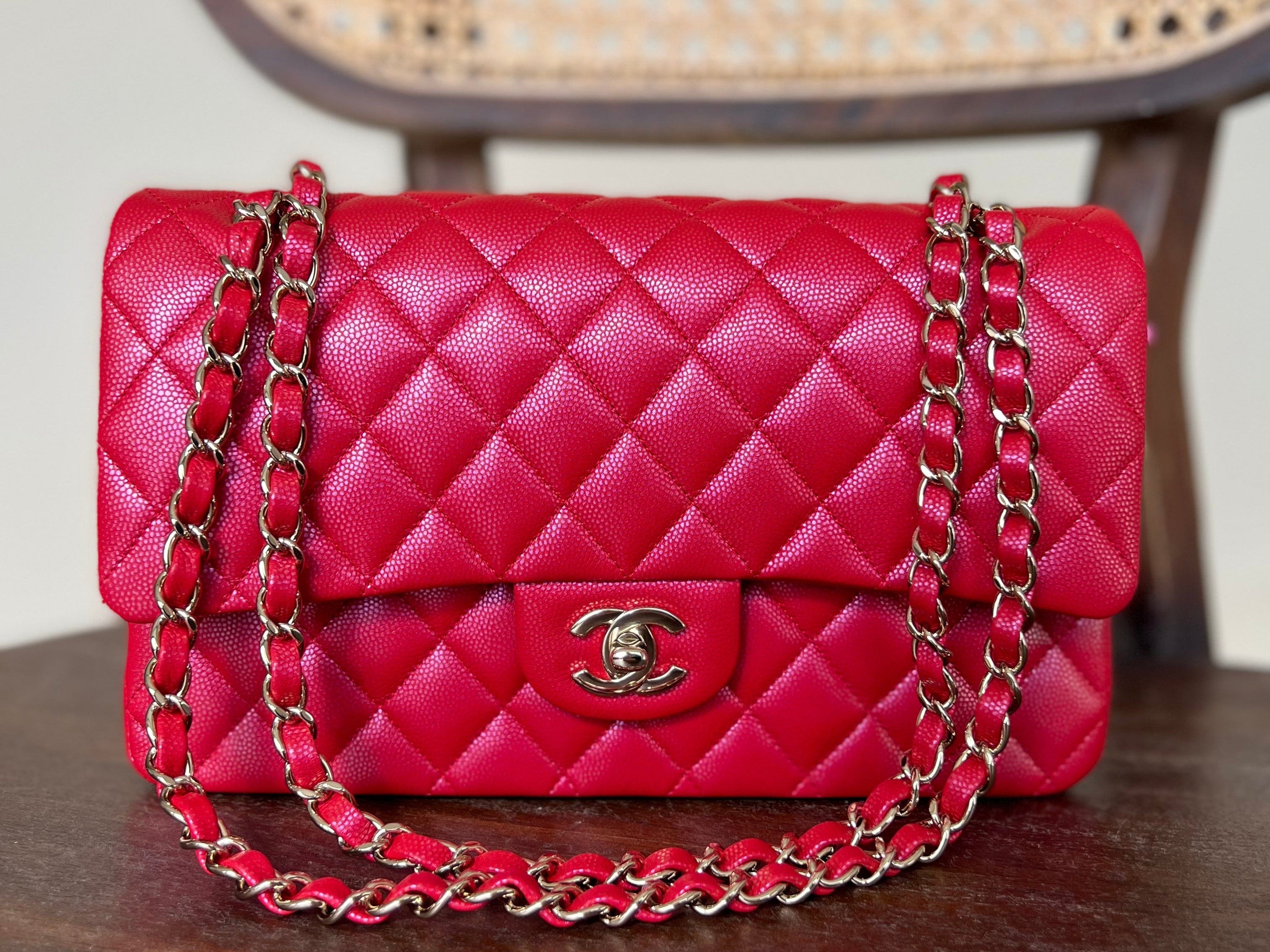 Chanel Handbag 21S Red Iridescent Caviar Quilted Classic Flap Medium -Knockoff
