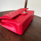 Chanel Handbag 21S Red Iridescent Caviar Quilted Classic Flap Medium -Knockoff
