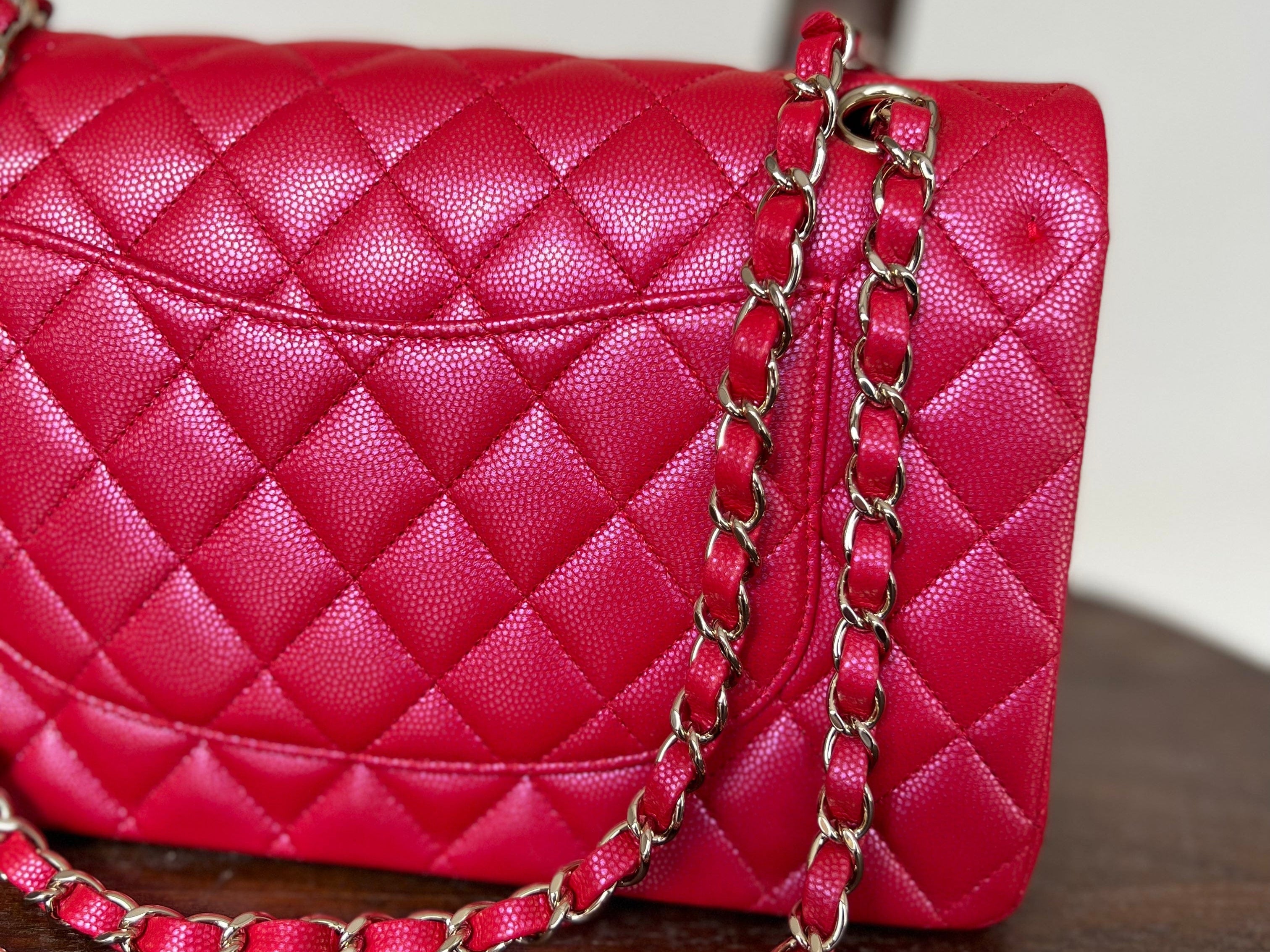 Chanel Handbag 21S Red Iridescent Caviar Quilted Classic Flap Medium -Knockoff
