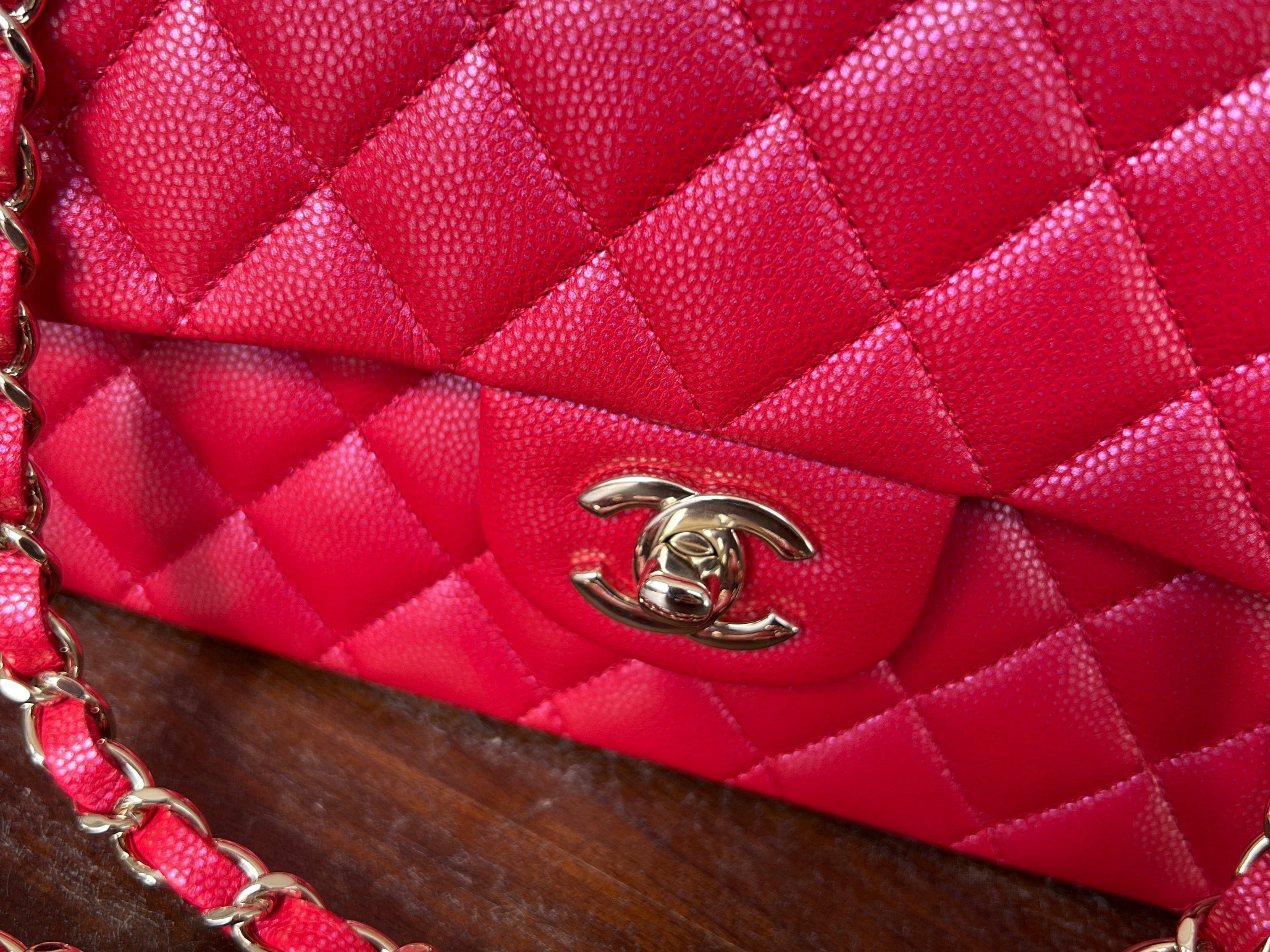 Chanel Handbag 21S Red Iridescent Caviar Quilted Classic Flap Medium -Knockoff
