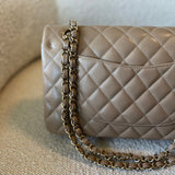 CHANEL Handbag 22A Dark Beige Caviar Quilted Classic Flap Medium LGHW -Knockoff
