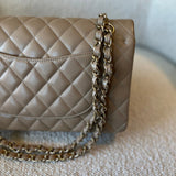 CHANEL Handbag 22A Dark Beige Caviar Quilted Classic Flap Medium LGHW -Knockoff
