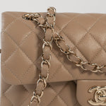 CHANEL Handbag 22A Dark Beige Caviar Quilted Classic Flap Small with Light Gold Hardware -Knockoff
