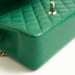 CHANEL Handbag 22A Emerald Green Lambskin Quilted Mini Top Handle LGHW -Knockoff
