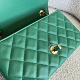 CHANEL Handbag 22A Green Mini Rectangular Lambskin Quilted LGHW -Knockoff
