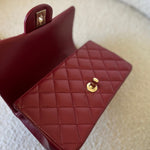 CHANEL Handbag 22A Mini Burgundy Lambskin Quilted Single Flap with Top handle Light Gold Hardware -Knockoff
