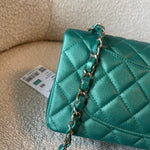 CHANEL Handbag 22A Mini Rectangular Iridescent Green Lambskin Quilted Single Flap LGHW -Knockoff
