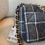 CHANEL Handbag 22A Navy Blue Ecru Tweed Quilted 19 Flap Small Mixed Hardware -Knockoff
