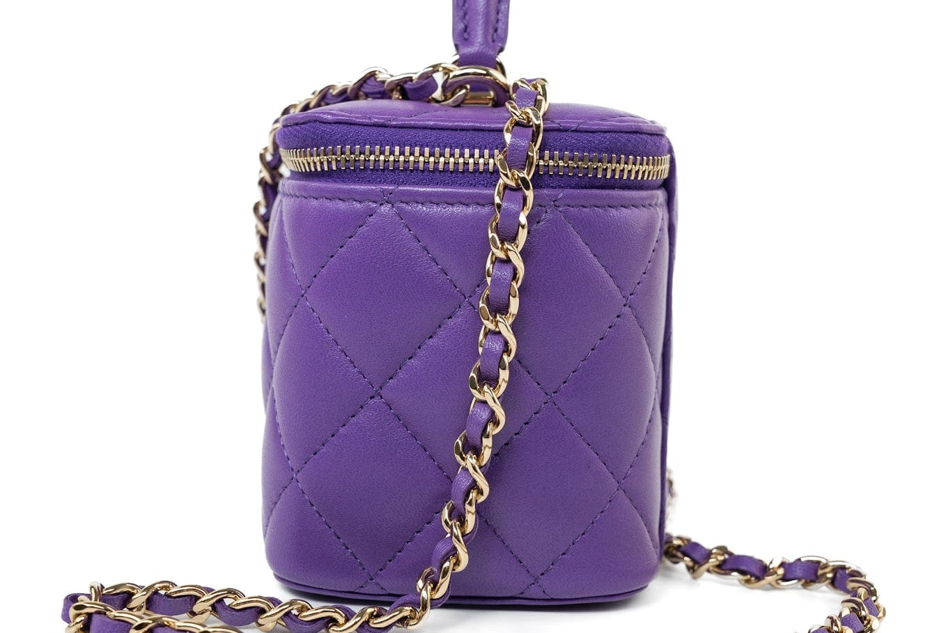 CHANEL Handbag 22A Purple Lambskin Quilted Vanity Case w/ Mirror Light Gold Hardware -Knockoff
