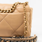 CHANEL Handbag 22C Beige Lambskin Quilted 19 Flap Small Mixed Hardware -Knockoff
