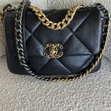 CHANEL Handbag 22C Black Lambskin Quilted 19 Flap Small MHW -Knockoff
