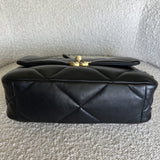 CHANEL Handbag 22C Black Lambskin Quilted 19 Flap Small MHW -Knockoff
