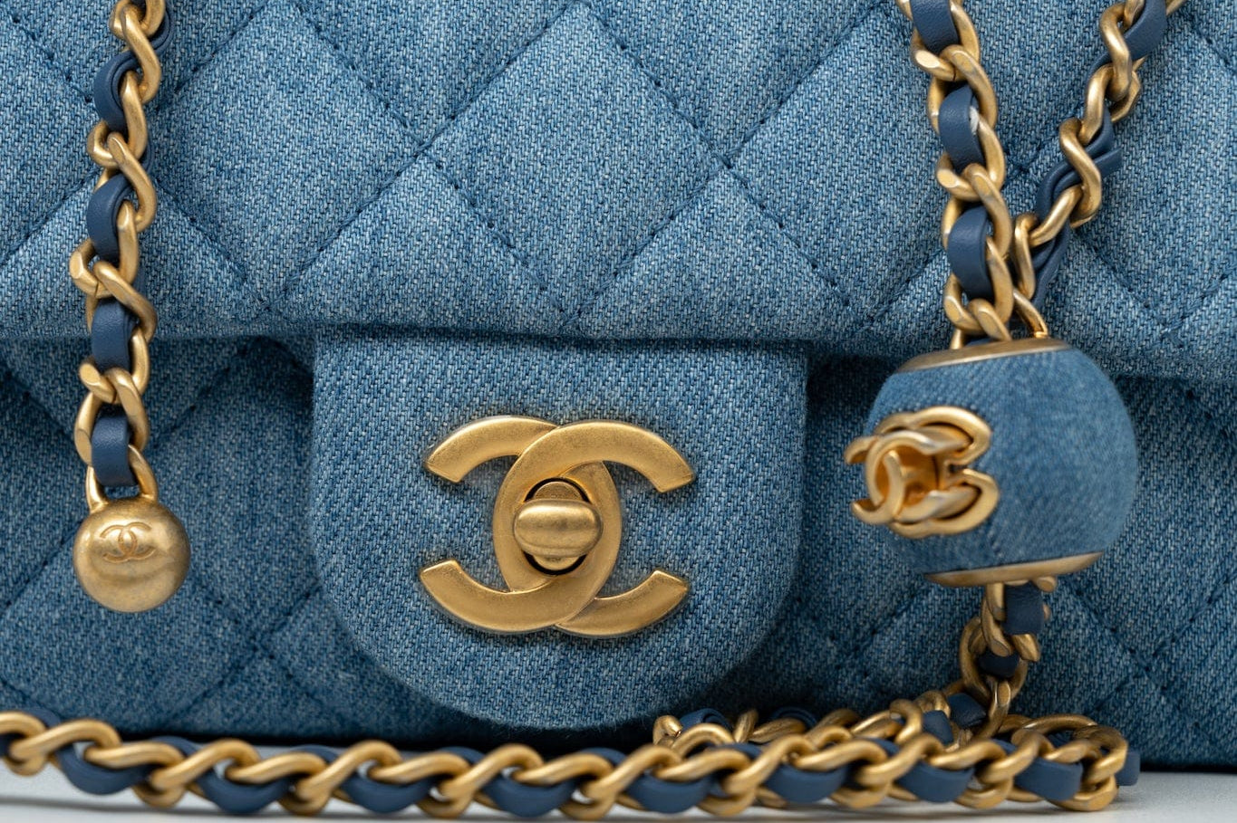 CHANEL Handbag 22C Blue Denim Pearl Crush Mini Rectangular Flap AGHW -Knockoff
