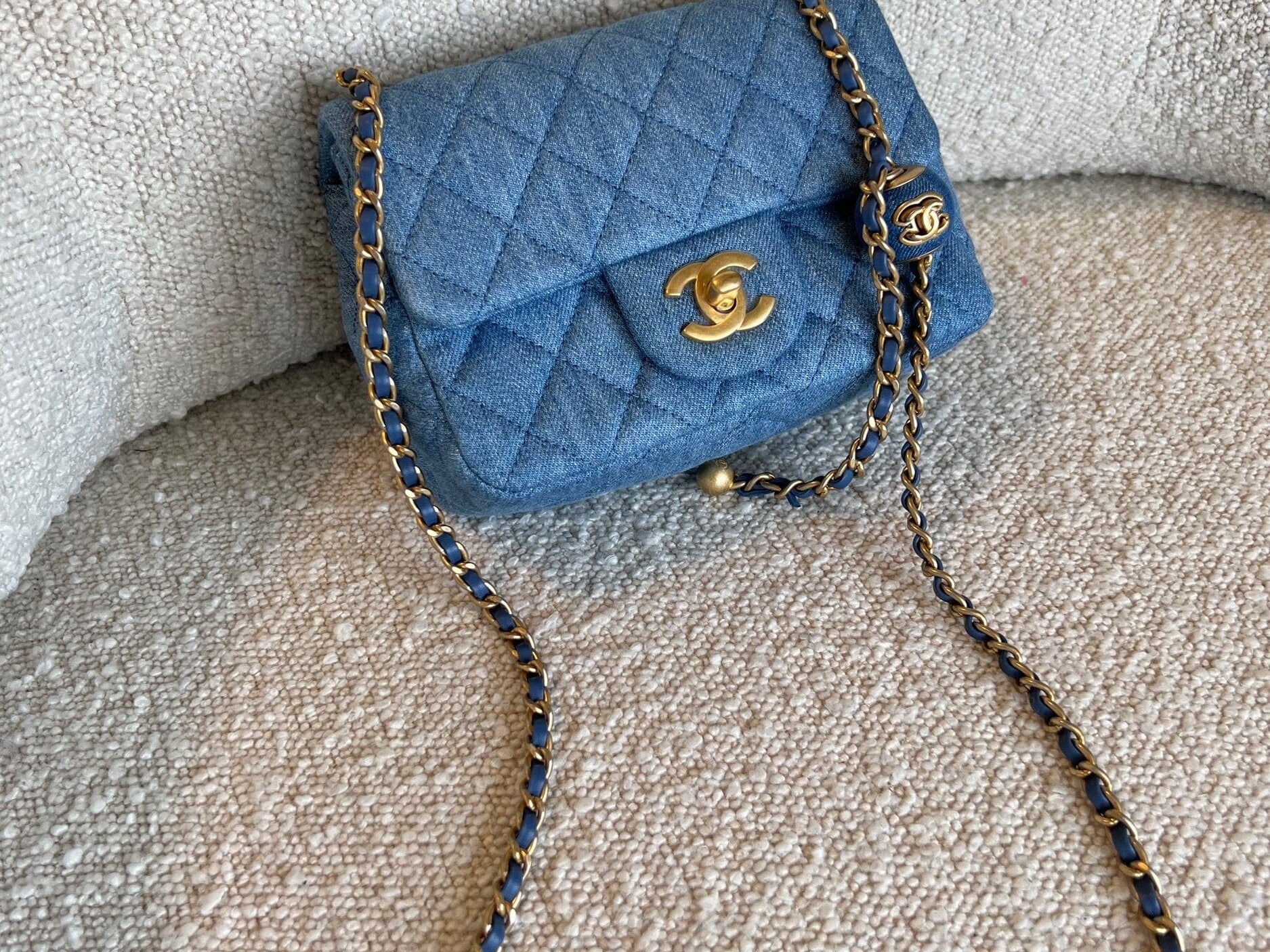 CHANEL Handbag 22C Blue Denim Pearl Crush Square Mini Flap AGHW -Knockoff
