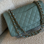 CHANEL Handbag 22C Dark Green Caviar Classic Flap Quilted Medium LGHW -Knockoff
