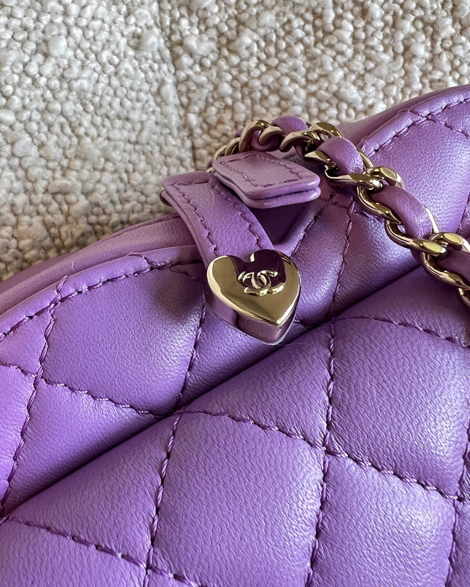 CHANEL Handbag 22C In Love Purple Lambskin Large Heart Bag LGHW -Knockoff
