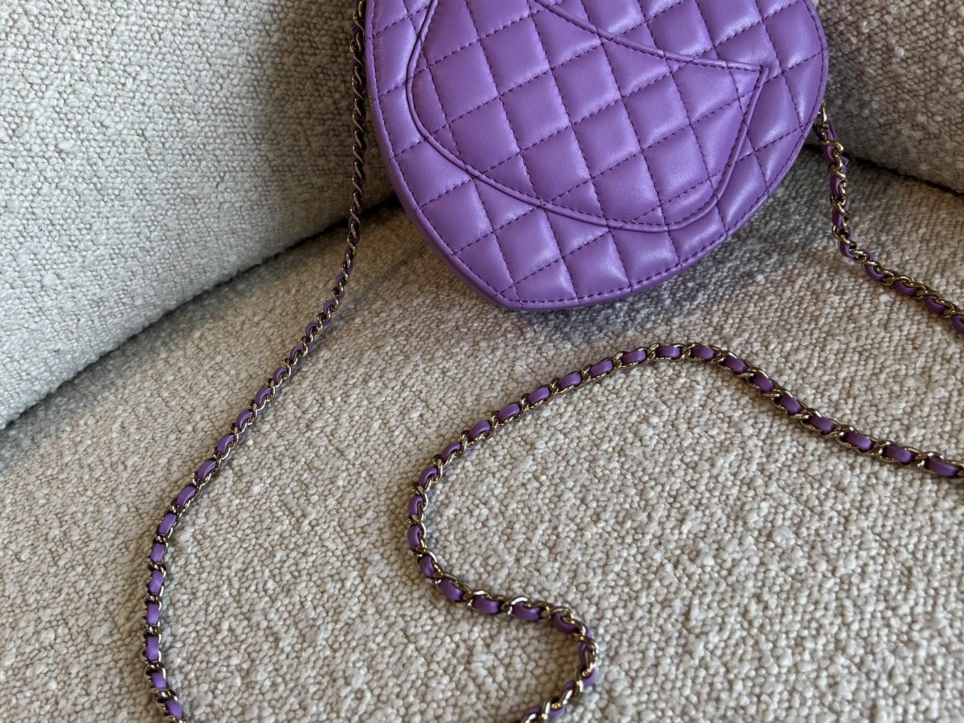 CHANEL Handbag 22C In Love Purple Lambskin Large Heart Bag LGHW -Knockoff
