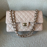 CHANEL Handbag 22C Light Beige Caviar Quilted Classic Flap Medium LGHW -Knockoff
