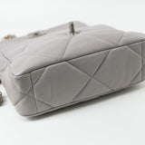 CHANEL Handbag 22C Light Grey Lambskin Quilted 19 Flap Small -Knockoff
