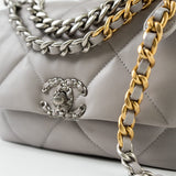 CHANEL Handbag 22C Light Grey Lambskin Quilted 19 Flap Small -Knockoff
