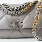 CHANEL Handbag 22C Light Grey Lambskin Quilted 19 Flap Small -Knockoff
