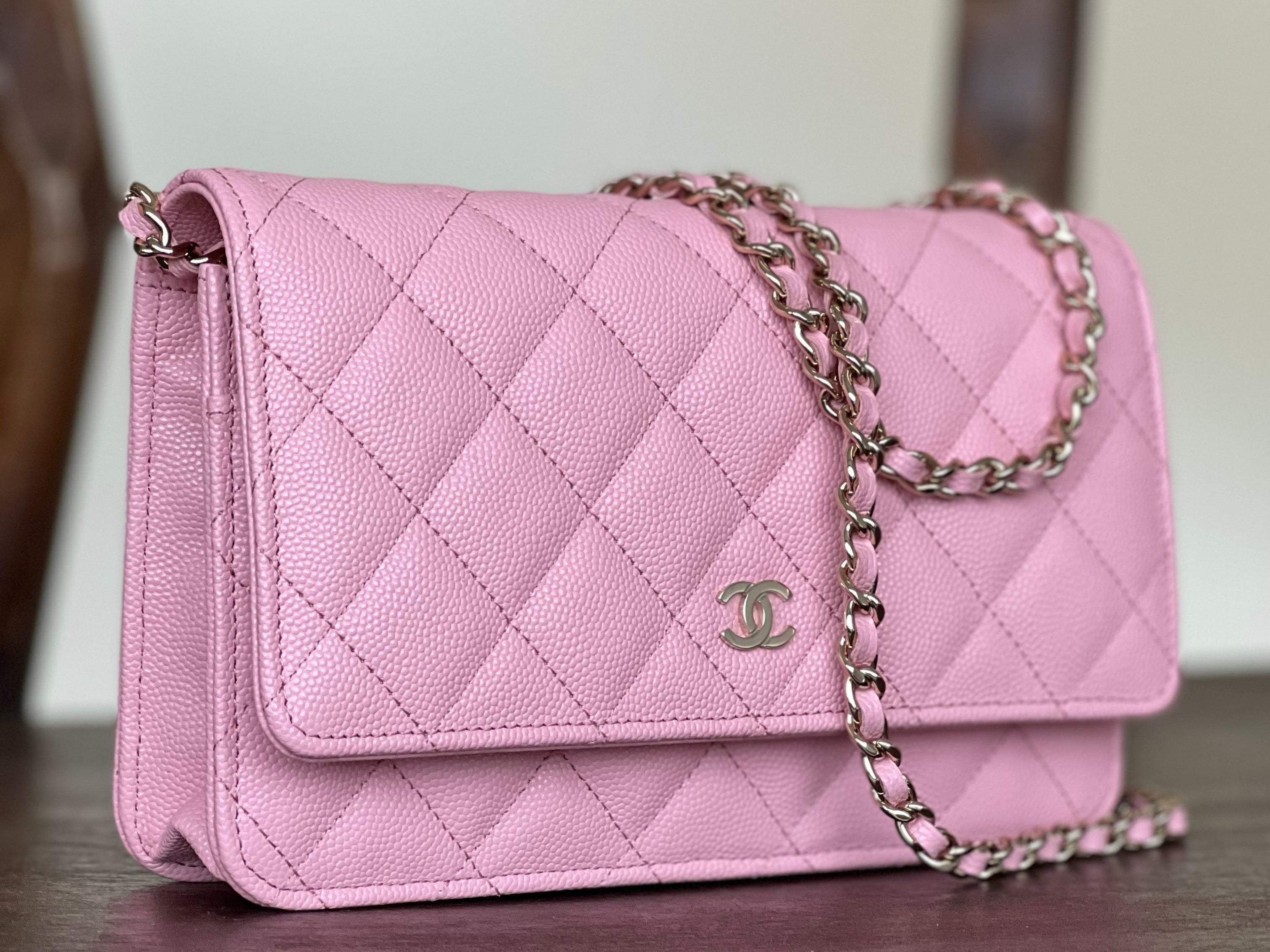 Chanel Handbag 22C LIGHT PINK CAVIAR QUILTED WALLET ON CHAIN LGHW (WOC) -Knockoff
