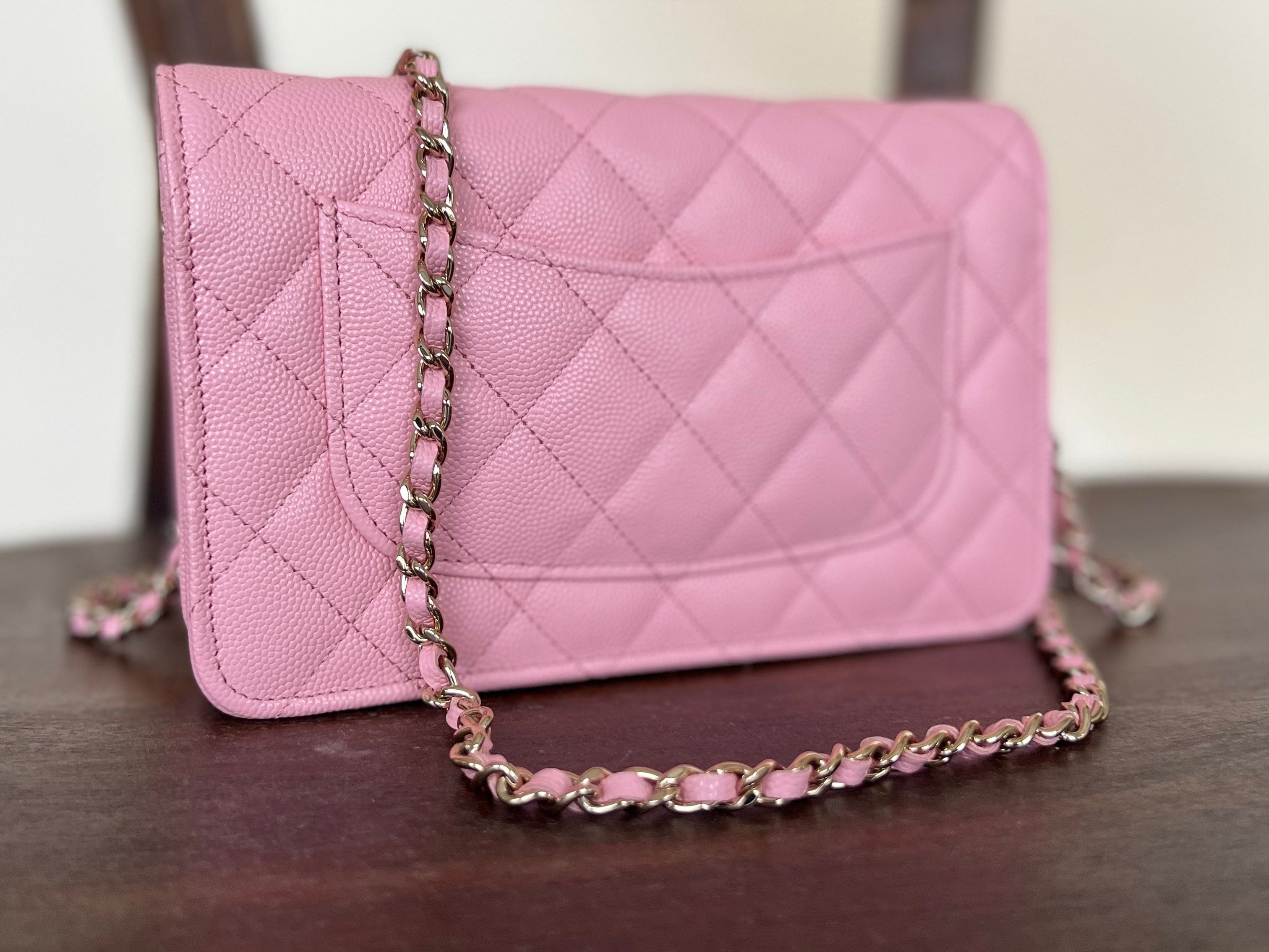 Chanel Handbag 22C LIGHT PINK CAVIAR QUILTED WALLET ON CHAIN LGHW (WOC) -Knockoff
