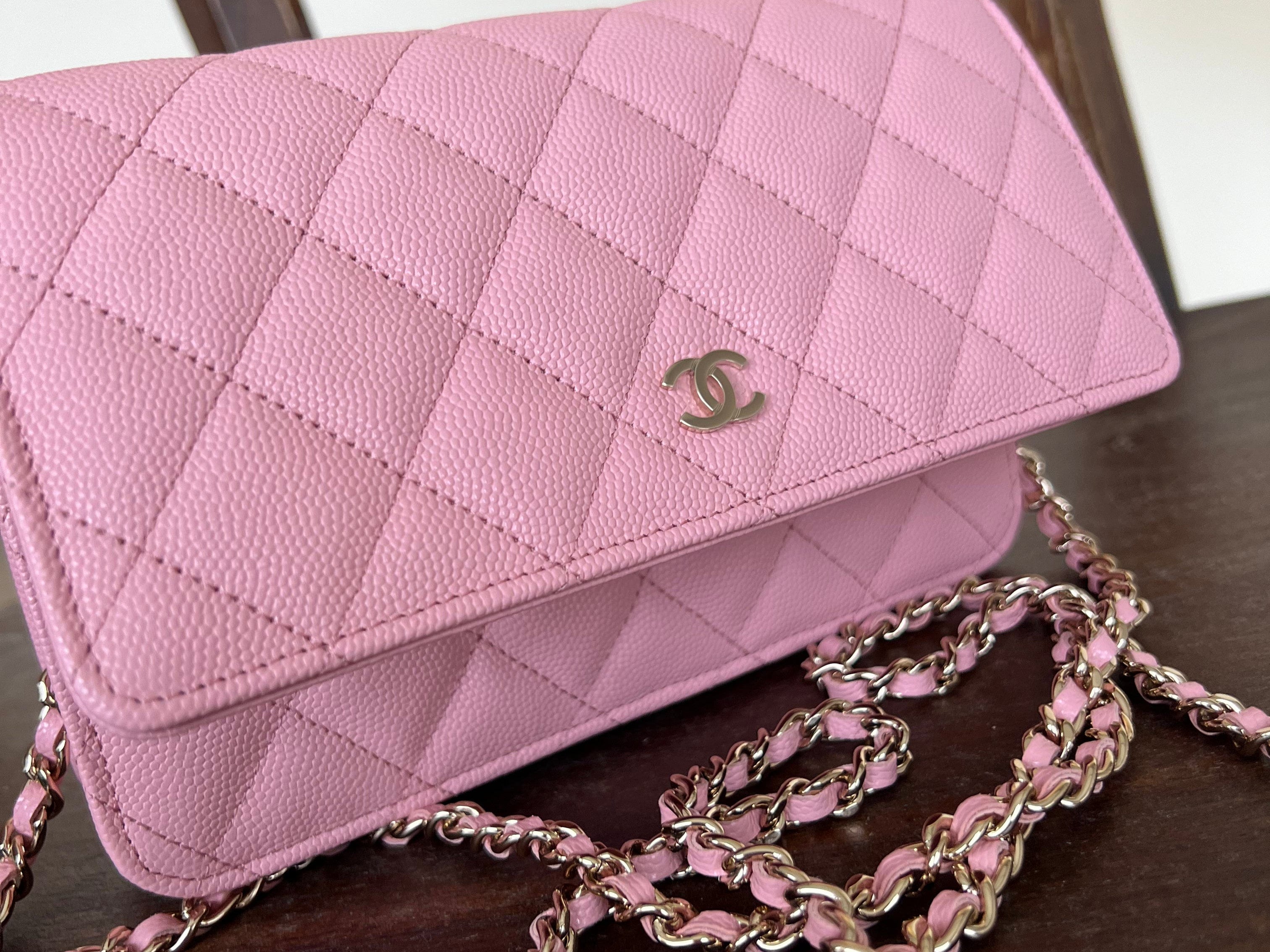 Chanel Handbag 22C LIGHT PINK CAVIAR QUILTED WALLET ON CHAIN LGHW (WOC) -Knockoff
