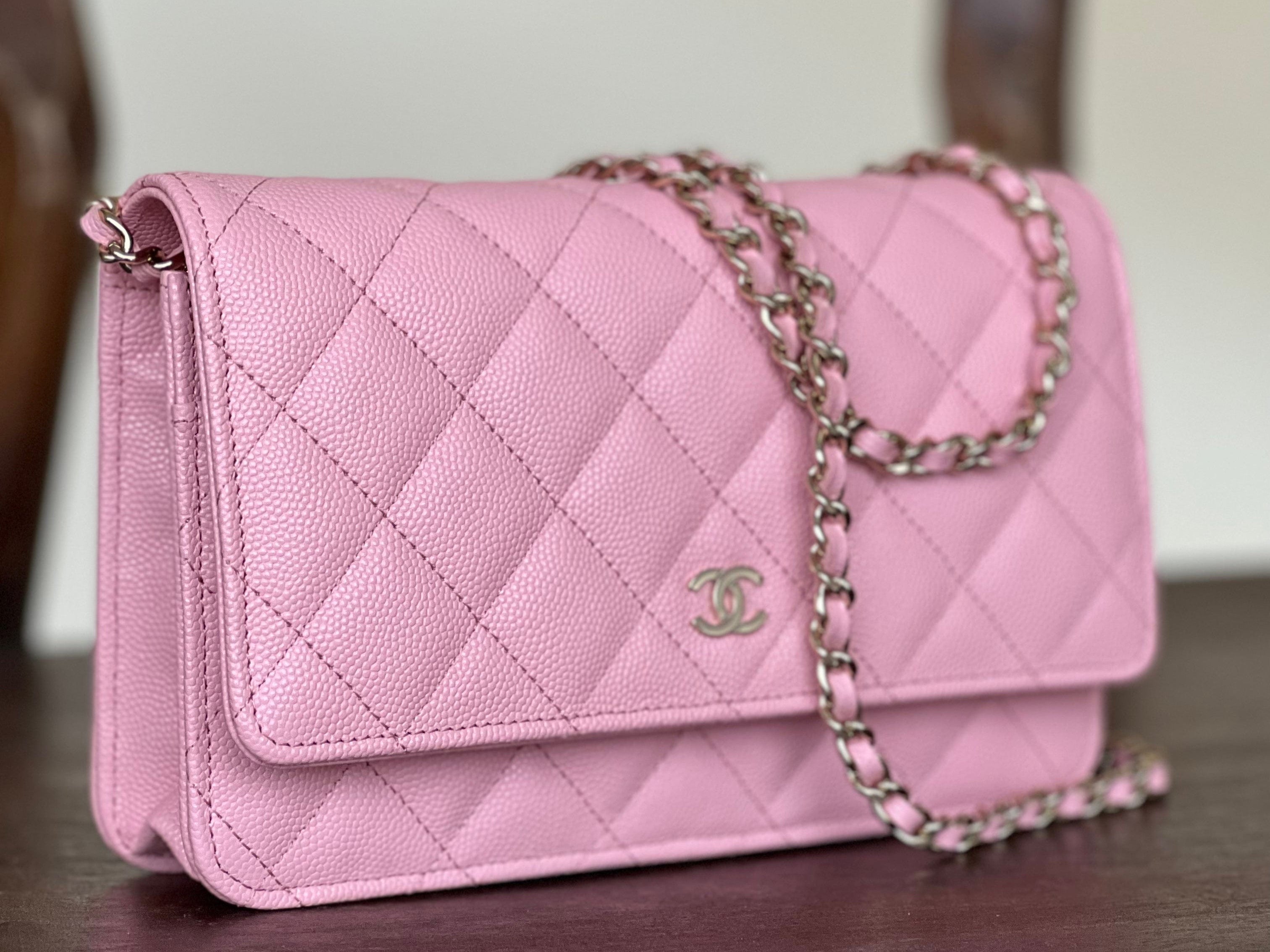 Chanel Handbag 22C LIGHT PINK CAVIAR QUILTED WALLET ON CHAIN LGHW (WOC) -Knockoff
