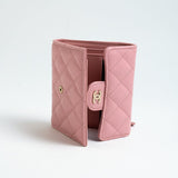 CHANEL Handbag 22C Pink Caviar Quilted Flap Wallet Light Gold Hardware -Knockoff
