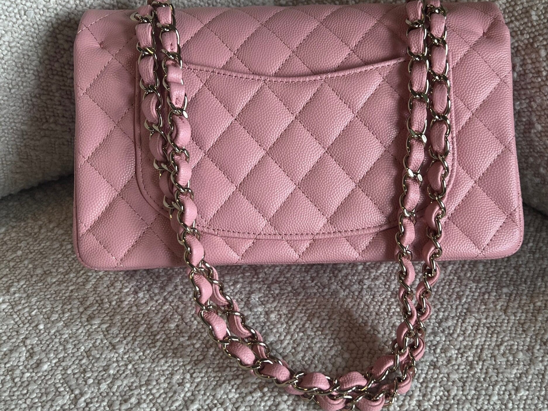 CHANEL Handbag 22C Sakura Pink Caviar Quilted Classic Flap Small LGHW -Knockoff
