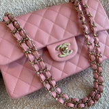 CHANEL Handbag 22C Sakura Pink Caviar Quilted Classic Flap Small LGHW -Knockoff
