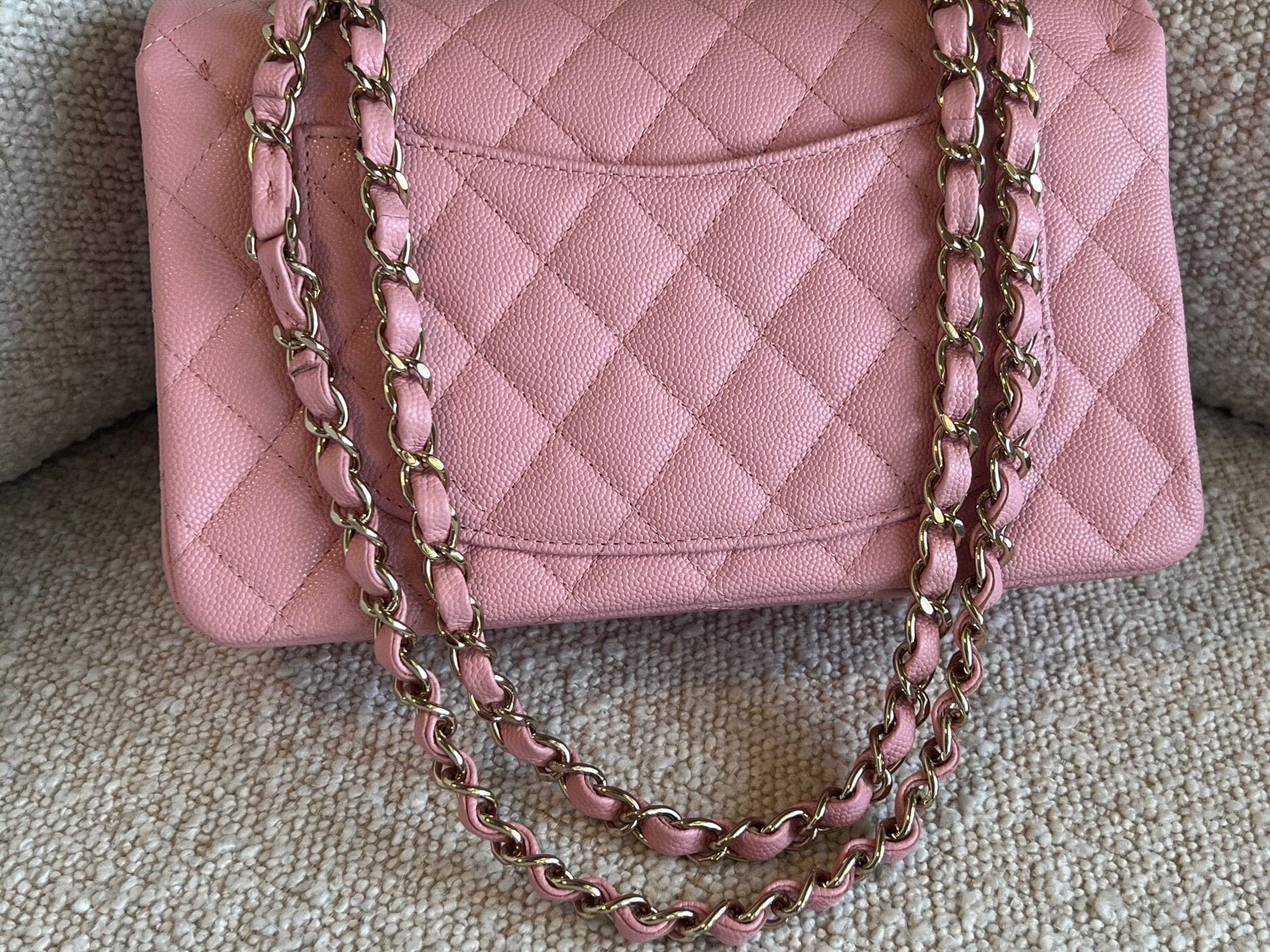 CHANEL Handbag 22C Sakura Pink Caviar Quilted Classic Flap Small LGHW -Knockoff
