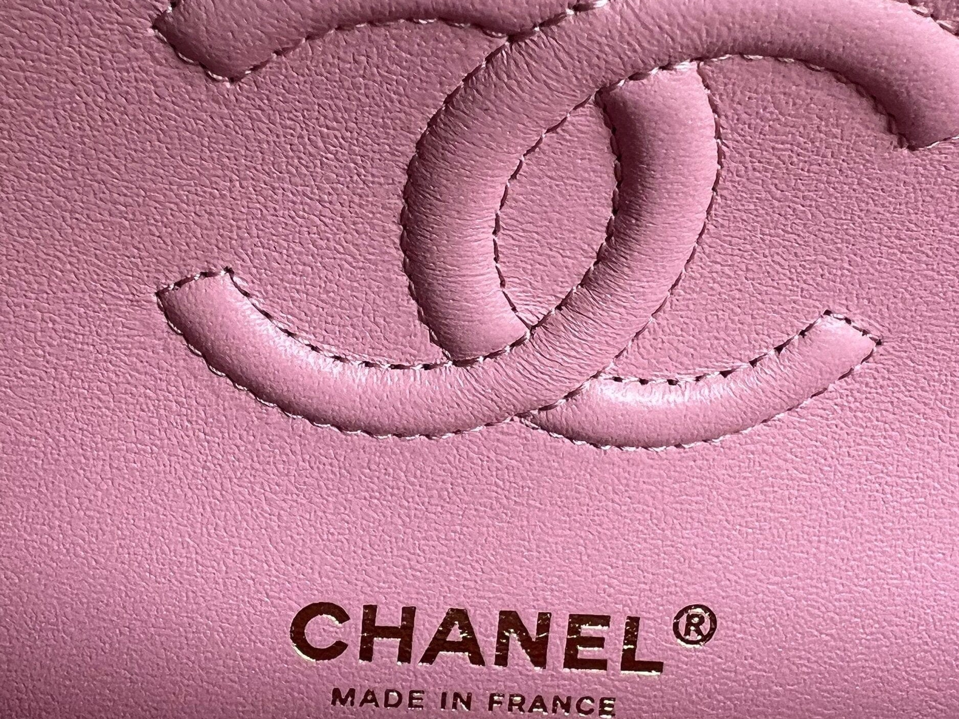 CHANEL Handbag 22C Sakura Pink Caviar Quilted Classic Flap Small LGHW -Knockoff
